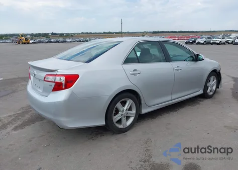 2012 Toyota Camry Se z USA, uszkodzony, nr VIN 4T1BF1FK0CU049570